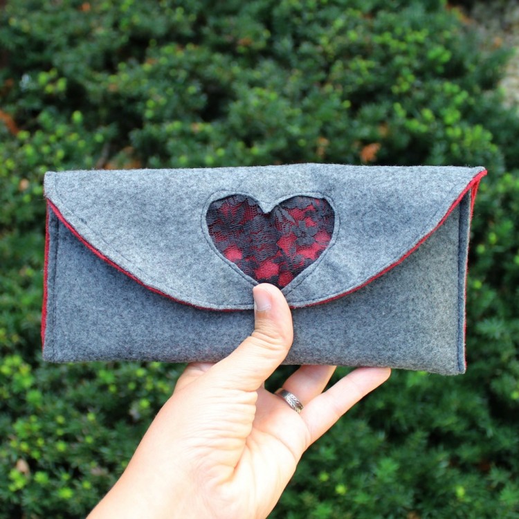 lace and felt clutch 3